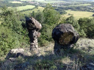 kamenna zena (zdroj www.geocaching.sk)